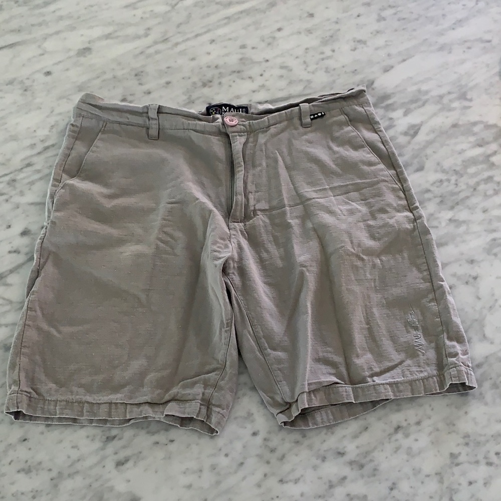 Maui and Sons Men’s Grey Shorts 34